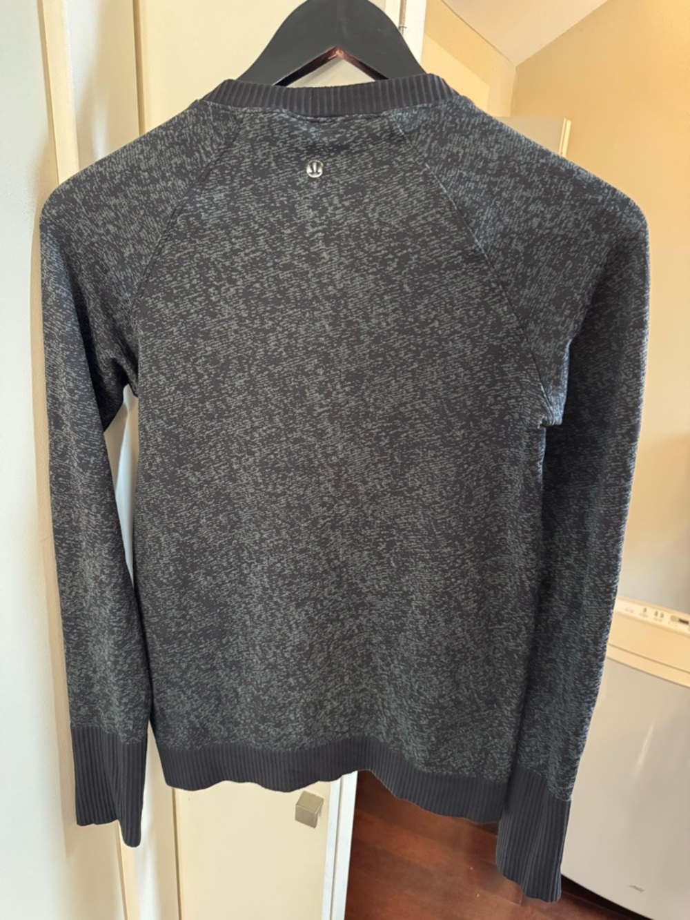 LULULEMON EUC REST LESS PULLOVER - Picture 3 of 11